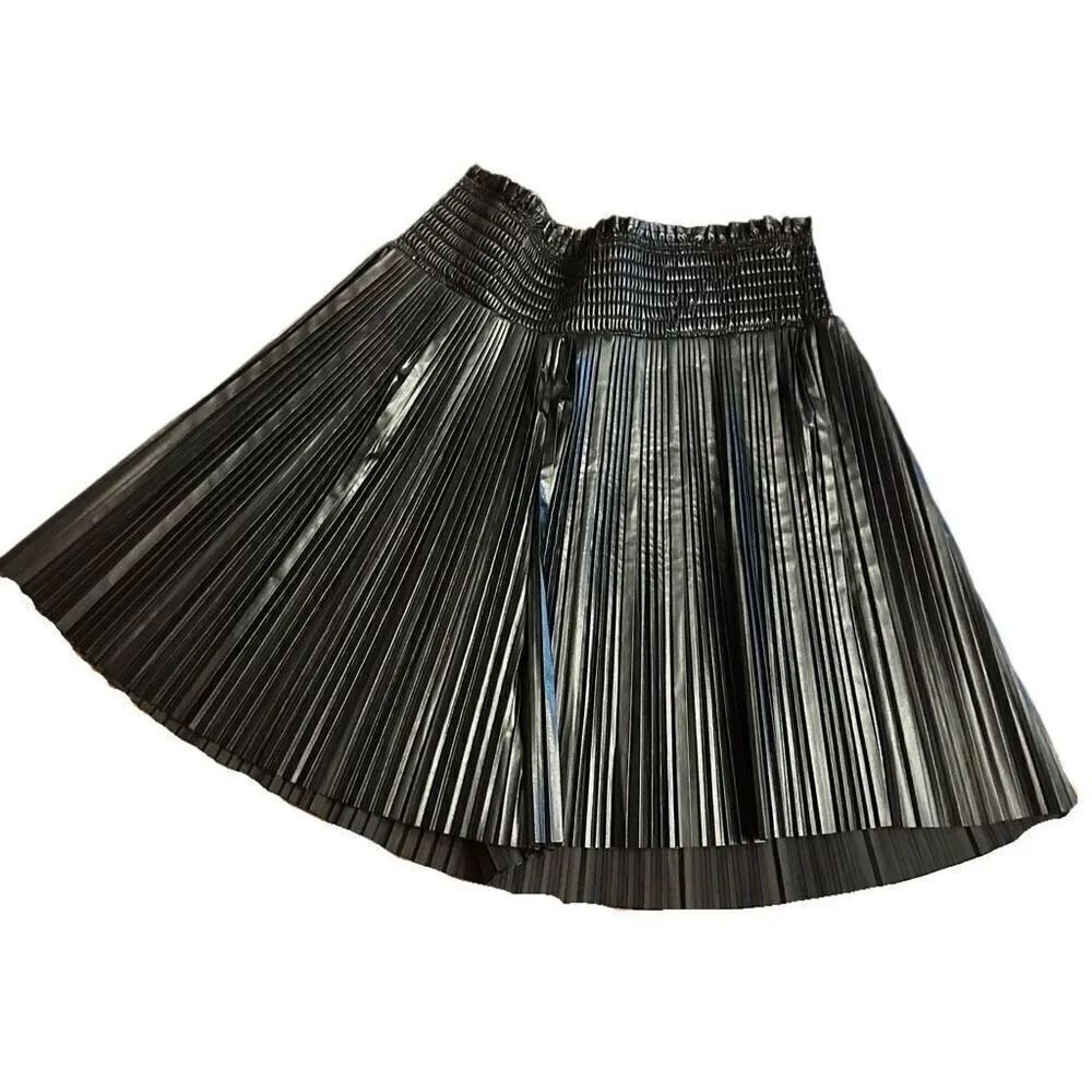 New! Blue B. Collection Black Micro Pleated Skort Sz L